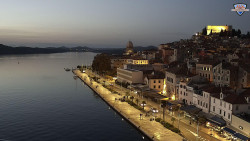 Nábřeží a město