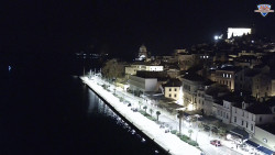 Nábřeží a město