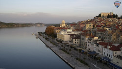 Nábřeží a město