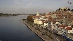 Nábřeží a město