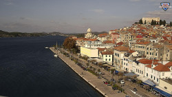 Nábřeží a město