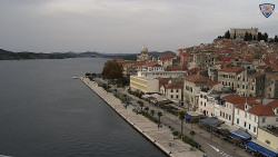 Nábřeží a město