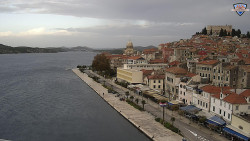 Nábřeží a město