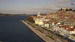 Nábřeží a město