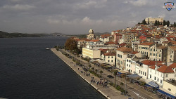 Nábřeží a město