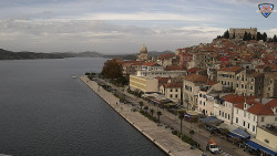 Nábřeží a město