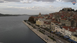 Nábřeží a město