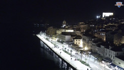 Nábřeží a město