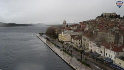 Nábřeží a město