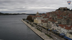 Nábřeží a město