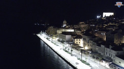 Nábřeží a město