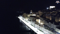 Nábřeží a město