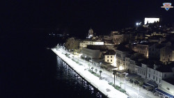 Nábřeží a město