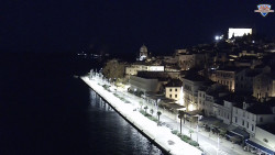 Nábřeží a město