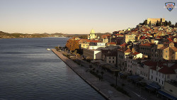 Nábřeží a město