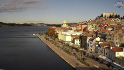 Nábřeží a město