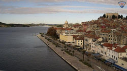 Nábřeží a město