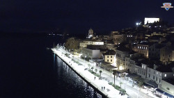 Nábřeží a město