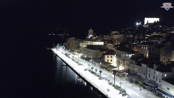 Nábřeží a město