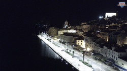 Nábřeží a město