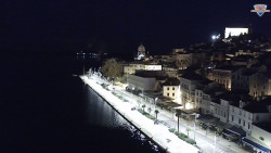 Nábřeží a město