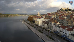 Nábřeží a město