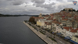 Nábřeží a město