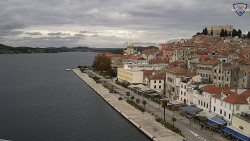 Nábřeží a město