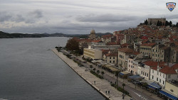 Nábřeží a město