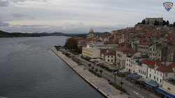 Nábřeží a město