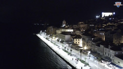 Nábřeží a město