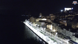 Nábřeží a město