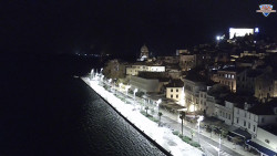 Nábřeží a město