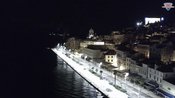 Nábřeží a město