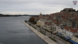 Nábřeží a město