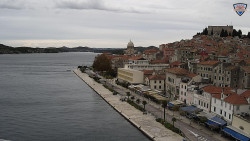 Nábřeží a město