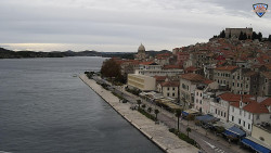 Nábřeží a město