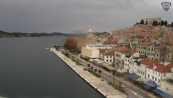 Nábřeží a město