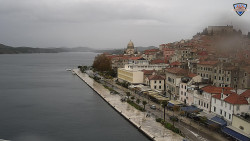 Nábřeží a město