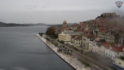 Nábřeží a město