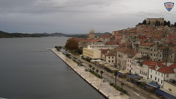 Nábřeží a město