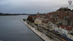 Nábřeží a město