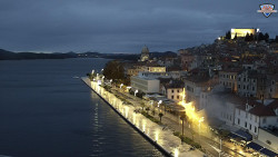 Nábřeží a město