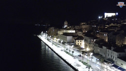 Nábřeží a město