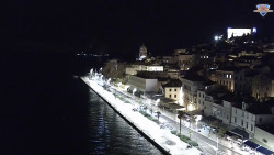 Nábřeží a město