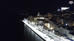 Nábřeží a město