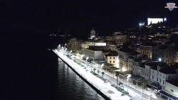 Nábřeží a město