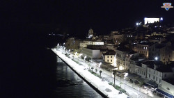 Nábřeží a město