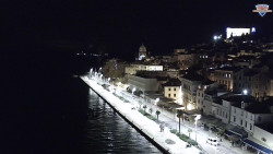 Nábřeží a město