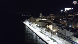 Nábřeží a město